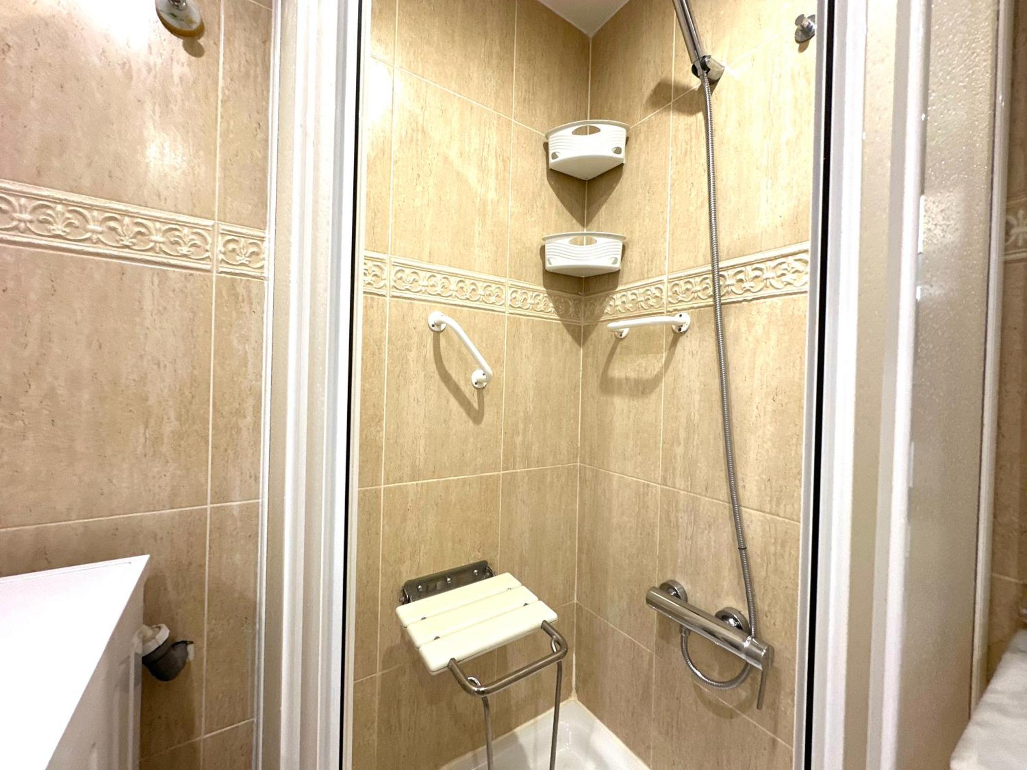 San3 - Reformado, Centro A 50 Metros, Wifi,
